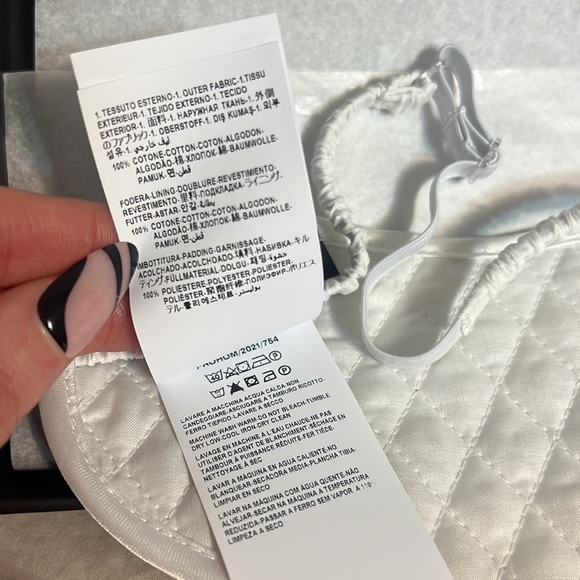 VERSACE Home Medusa Amplified Eye Sleep Mask - Picture 11 of 11